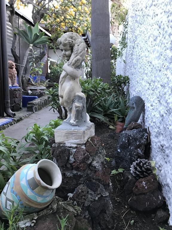 Aquilone Residence ストロンボリ エクステリア 写真